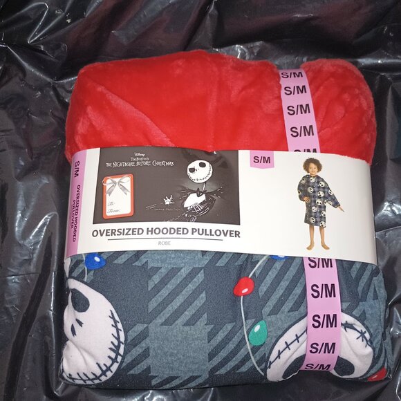 NEW Kids The Nightmare Before Christmas Oversized Hooded Pullover Robe Size S/M - Picture 5 of 10
